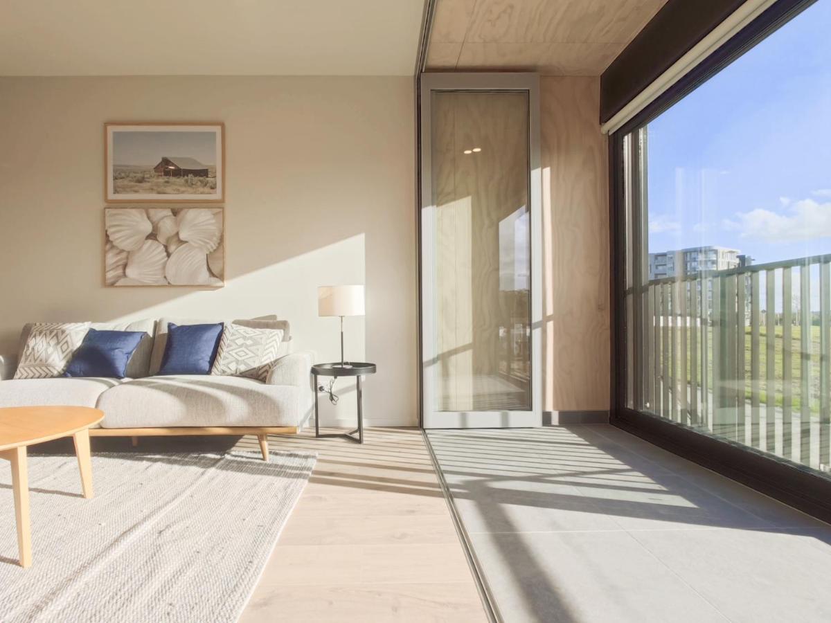 Luxurious 2 Bedroom Apartment Free Secure Parking Оукланд Екстериор снимка