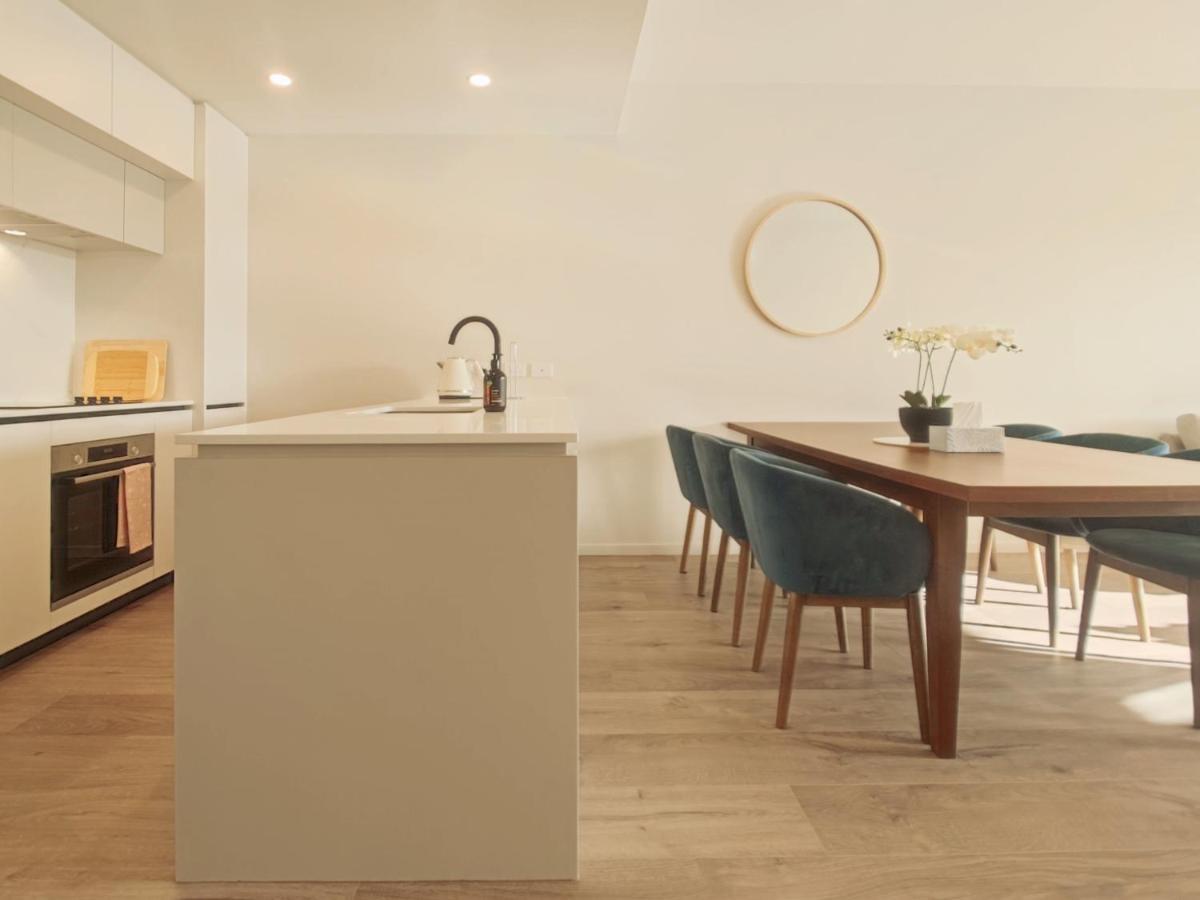 Luxurious 2 Bedroom Apartment Free Secure Parking Оукланд Екстериор снимка